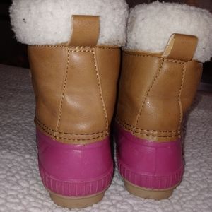 Gap snow boots